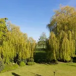 Du Manoir D'archelles Bed & Breakfast 4*